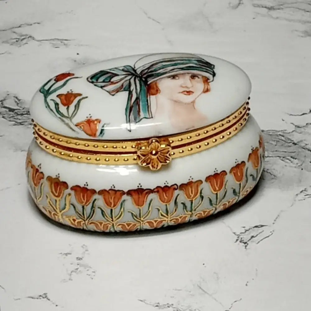 Hand Painted Porcelain Trinket Box Artist Signed ( Vintage ) Decor