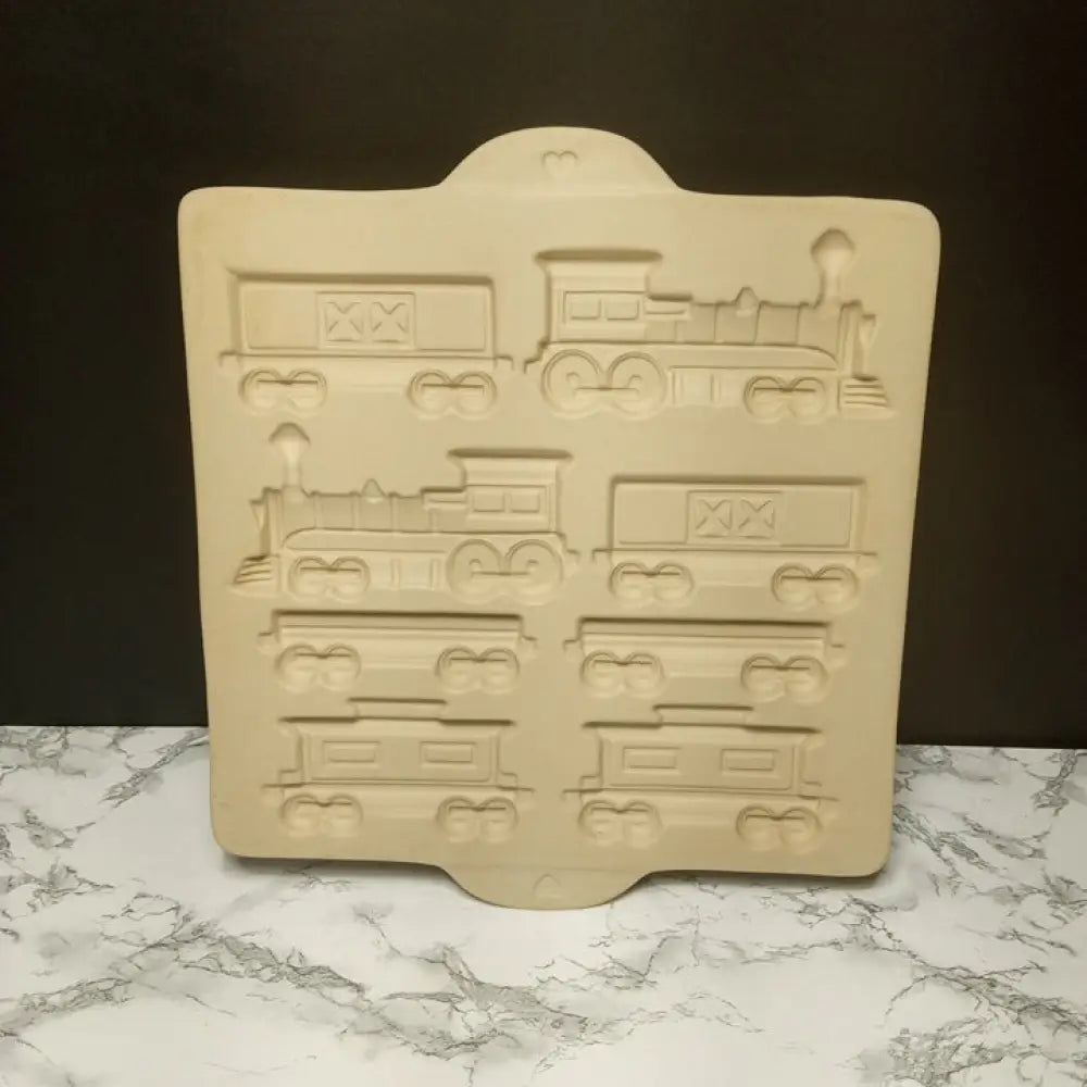 Pampered Chef Retired Gingerbread Train Stoneware ( Vintage ) Kitchen & Dining