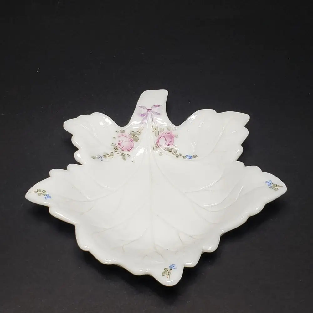 Westmoreland Hand Painted Milk Glass Wedding Box & Trinket Dish (Vintage) Decor